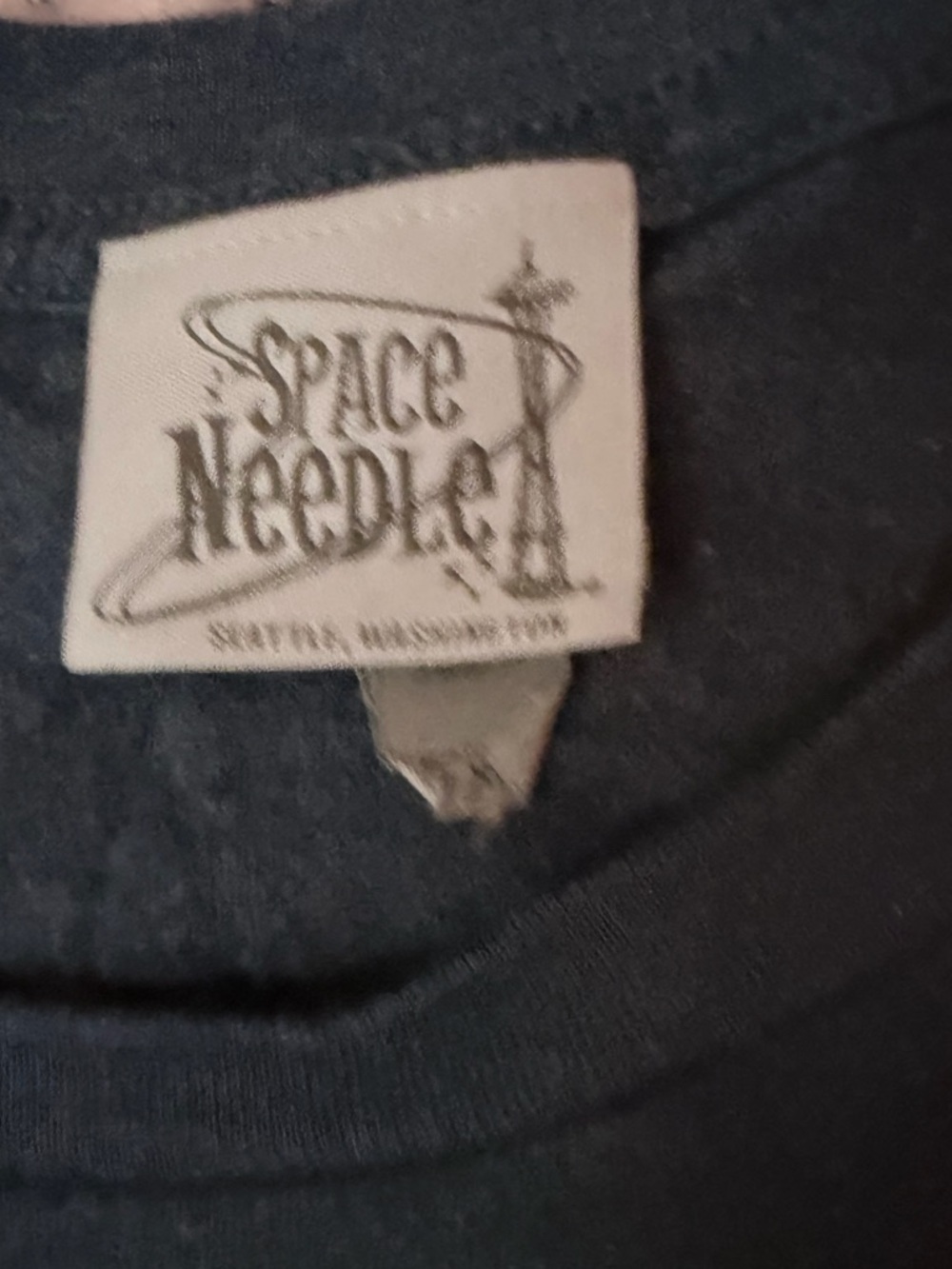 SPACE NEEDLE Seattle Souvenir Adult XL T Shirt - Picture 4 of 4